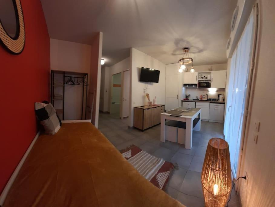Appartement Du Chamois Roux, Dans Residence De Tourisme 3 Etoiles Lourdes Exterior foto